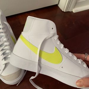 NWT Nike Blazer Mid ‘77